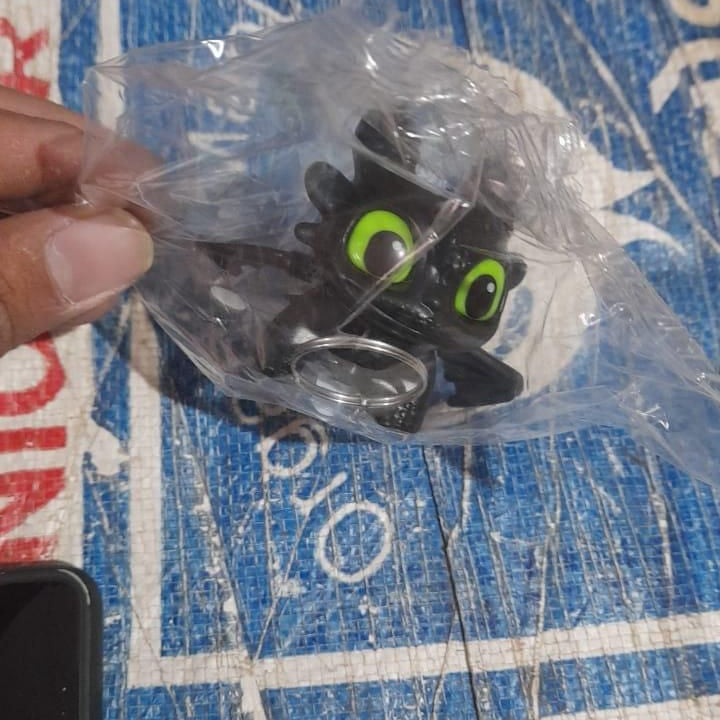 Night Fury Dragon Keychain with Sound and Light
